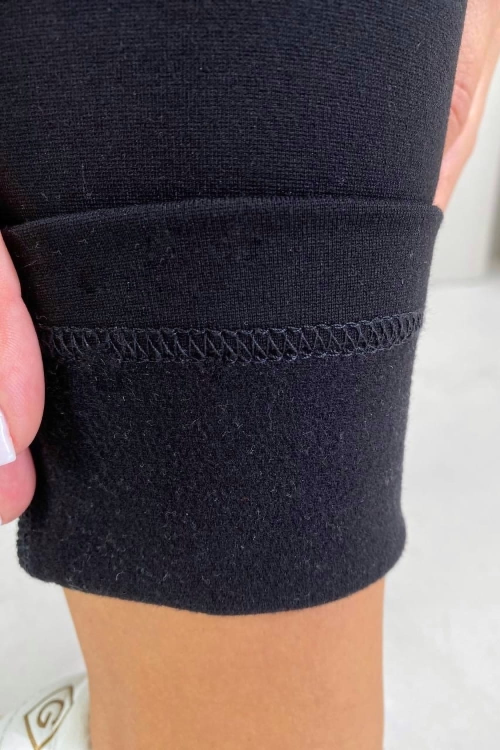 Svarte gravidleggings med fleecefôr – produktbilde 3